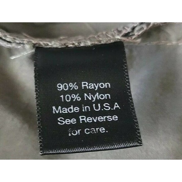 Miss Ferriday Dress Green Butterfly Sleeve Lace - Picture 8 of 9